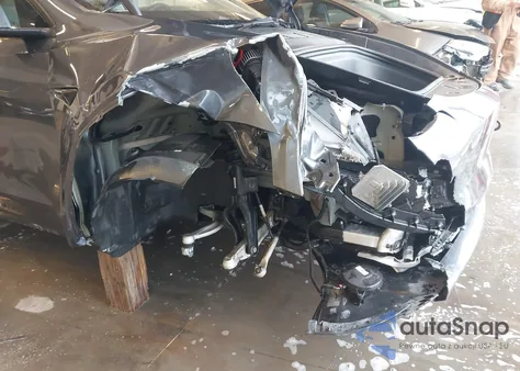 2022 Tesla Model Y Long Range Dual Motor All-Wheel Drive z USA, uszkodzony, nr VIN 7SAYGDEE6NA022703